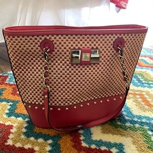 Anne Klein, pink and tan purse, with partial gold chain on straps